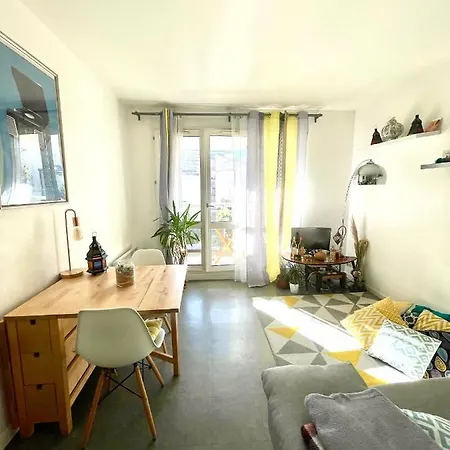 Appartamento In The Heart Of Next Perelachaise/bastille Parigi